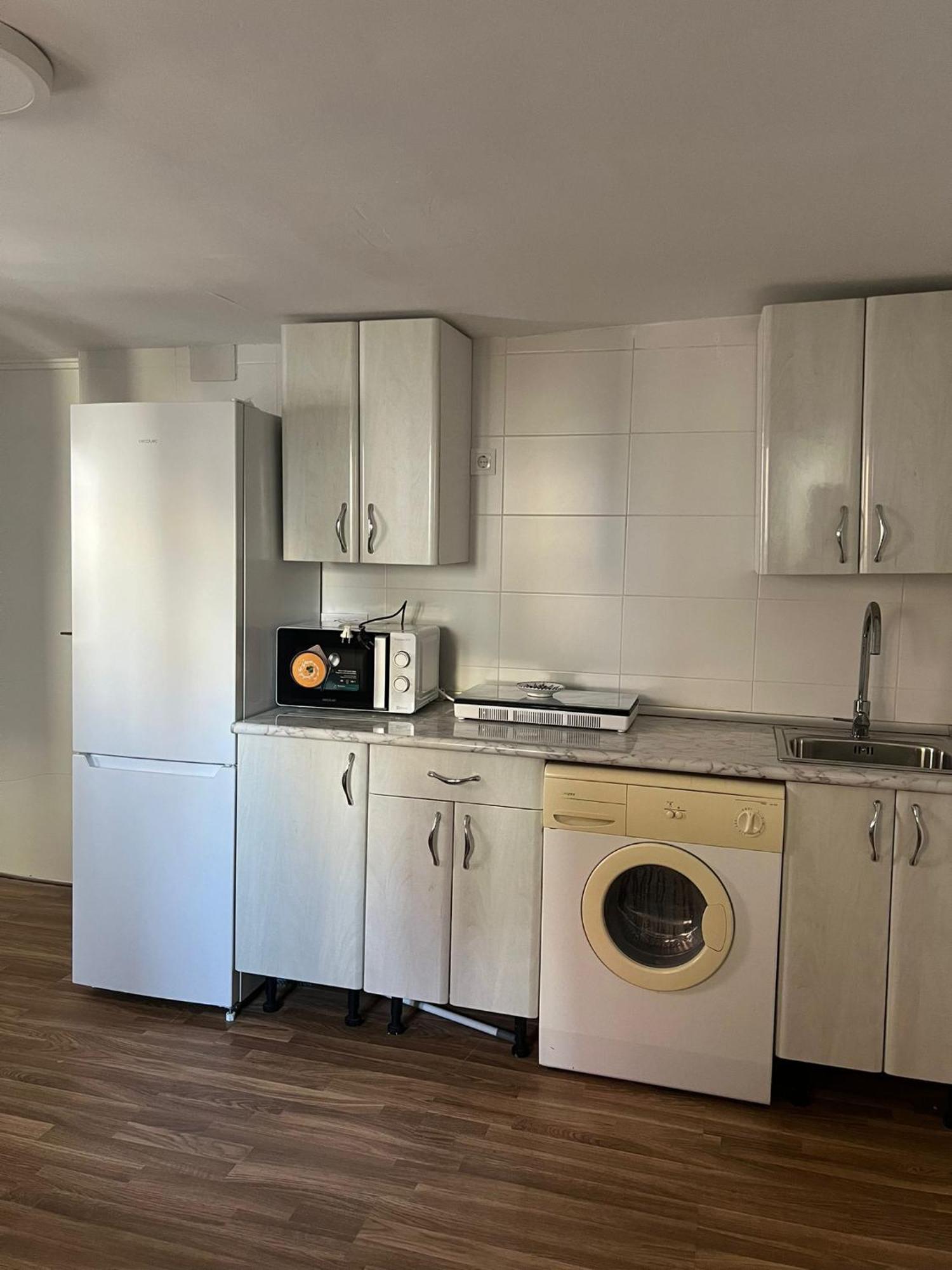 La Golondrina Apartment *