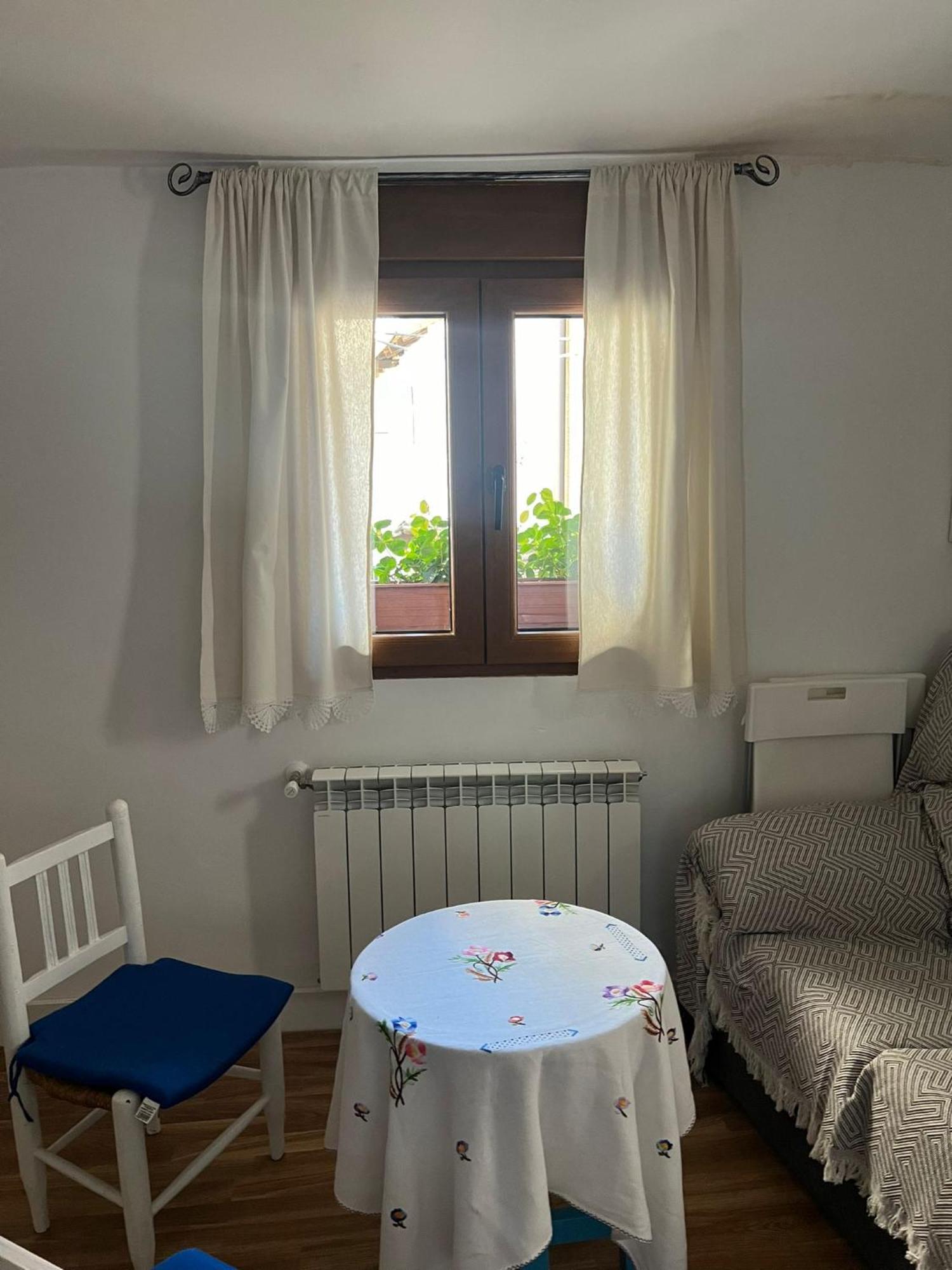 La Golondrina Apartment Candeleda